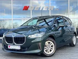 Skyscraper grau metallic Gebraucht 2023 BMW 218 Active Tourer Luxury Line Van / Kleinbus | 30.890 € (Guter Preis)