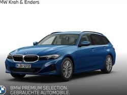 Blau Gebraucht 2022 BMW 320e Sport Line Kombi | 26.588 € (Superpreis)