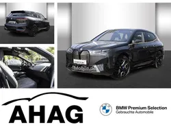 Grau Gebraucht 2023 BMW iX Sport Line SUV | 56.740 € (Etwas zu teuer)