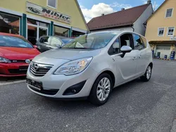 Silber Gebraucht 2012 Opel Meriva Van / Kleinbus | 2.480 € (Guter Preis)