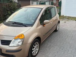 Gold Gebraucht 2005 Renault Modus Van / Kleinbus | 790 € (Superpreis)