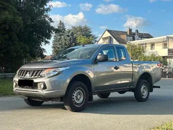 Grau Gebraucht 2018 Mitsubishi L200 Abholung | 13.700 €