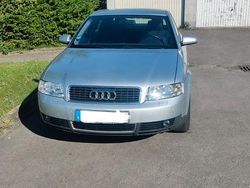 Silber Gebraucht 2001 Audi A4 Limousine | 3.750 € (Etwas zu teuer)