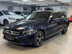 Cavansitblau Gebraucht 2021 Mercedes C200 Avantgarde Kombi | 26.900 € (Fairer Preis)