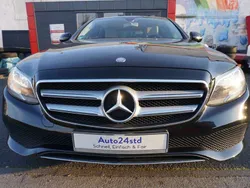 Schwarz unilack Gebraucht 2016 Mercedes E200 Avantgarde Limousine | 12.350 € (Etwas zu teuer)