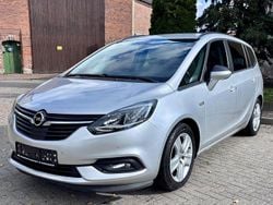 Silber Gebraucht 2018 Opel Zafira S Van / Kleinbus | 10.990 € (Guter Preis)