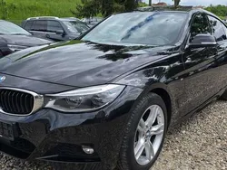 Black sapphire metallic Gebraucht 2018 BMW 330 M Sport Limousine | 21.990 € (Fairer Preis)
