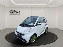 Weiß Gebraucht 2014 Smart ForTwo Electric Drive Coupé | 7.990 € (Teuer)