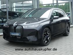 Sophistograu Gebraucht 2023 BMW iX Performance SUV | 75.400 € (Fairer Preis)