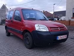 Rot Gebraucht 2009 Citroën Berlingo First Van / Kleinbus | 1.000 €