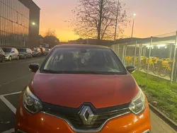 Orange Gebraucht 2014 Renault Captur SUV | 8.200 €