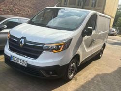 Weiß Gebraucht 2024 Renault Trafic Komfort Van | 25.000 € (Superpreis)