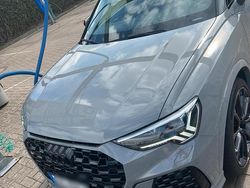 Grau Gebraucht 2024 Audi RS Q3 SUV | 66.950 € (Teuer)