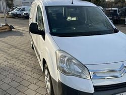 Weiß Gebraucht 2011 Citroën Berlingo Van / Kleinbus | 3.550 € (Superpreis)