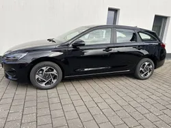 Schwarz Neu 2025 Hyundai i30 Comfort Limousine | 21.980 € (Guter Preis)