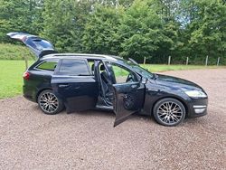 Schwarz Gebraucht 2011 Ford Mondeo Titanium Kombi | 4.999 € (Guter Preis)