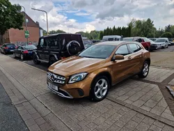 Beige Gebraucht 2018 Mercedes GLA250 Urban SUV | 23.950 € (Fairer Preis)