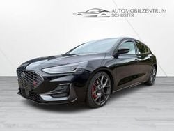 Schwarz Gebraucht 2024 Ford Focus ST Limousine | 35.600 € (Fairer Preis)