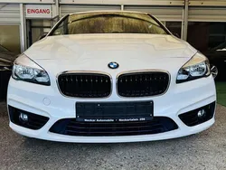 Weiß Gebraucht 2015 BMW 218 Sport Line SUV | 13.400 € (Fairer Preis)