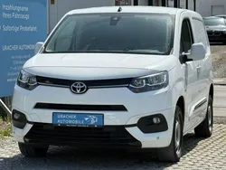 Weiß Gebraucht 2019 Toyota Proace City Van | 14.490 € (Etwas zu teuer)