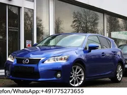 Lexus CT200h