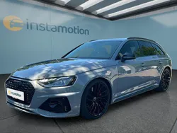 Grau Gebraucht 2022 Audi RS4 Kombi | 71.449 € (Fairer Preis)