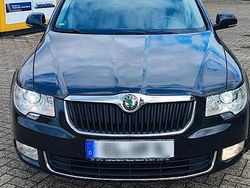 Schwarz Gebraucht 2011 VW Passat Kombi | 11.000 € (Etwas zu teuer)