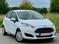 Weiß Gebraucht 2015 Ford Fiesta Kleinwagen | 5.730 € (Fairer Preis)