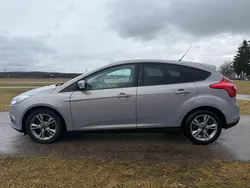 Grau Gebraucht 2013 Ford Focus Titanium Limousine | 6.666 € (Fairer Preis)