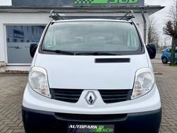 Weiß Gebraucht 2011 Renault Trafic Van / Kleinbus | 5.990 € (Superpreis)