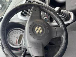 Silber Gebraucht 2009 Suzuki Splash Kleinwagen | 2.900 €