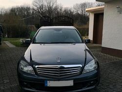 Grau Gebraucht 2009 Mercedes C200 Limousine | 7.000 € (Fairer Preis)