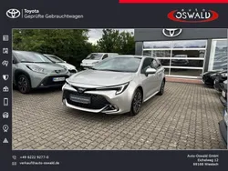 Silber Gebraucht 2023 Toyota Corolla Team Limousine | 28.490 € (Etwas zu teuer)