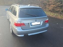Grau Gebraucht 2006 BMW 530 Kombi | 3.500 € (Guter Preis)