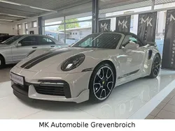 Grau Gebraucht 2024 Porsche 911 Turbo S Cabriolet Cabrio | 259.992 €