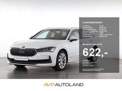 Purity weiss Gebraucht 2024 Skoda Superb Selection Kombi | 38.390 €