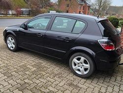 Schwarz Gebraucht 2008 Opel Astra Limousine | 1.300 € (Guter Preis)