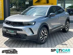 Kontrast grau Gebraucht 2024 Opel Mokka GS Line SUV | 21.780 € (Guter Preis)