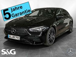 Metalliclack kosmosschwarz Gebraucht 2025 Mercedes CLA200 Shooting Brake AMG Kombi | 42.499 €