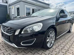 Schwarz Gebraucht 2011 Volvo V60 Momentum Kombi | 5.890 € (Guter Preis)