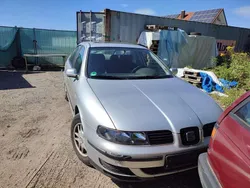Grau Gebraucht 2000 Seat Leon Limousine | 1.500 € (Fairer Preis)
