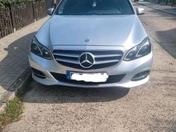 Silber Gebraucht 2014 Mercedes E250 Limousine | 14.999 € (Fairer Preis)