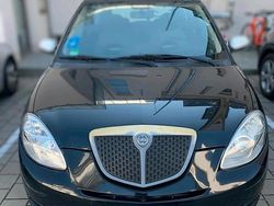 Schwarz Gebraucht 2008 Lancia Ypsilon Kleinwagen | 1.599 € (Fairer Preis)