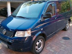 Blau Gebraucht 2009 VW Caravelle Van / Kleinbus | 6.900 €