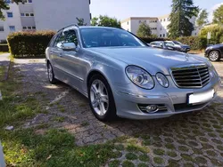 Silber Gebraucht 2008 Mercedes E220 Avantgarde Kombi | 14.900 €