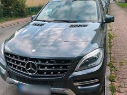 Grau Gebraucht 2014 Mercedes ML350 SUV | 23.500 € (Fairer Preis)