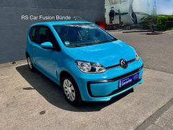Blau Gebraucht 2021 VW up! Kleinwagen | 9.400 € (Guter Preis)