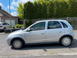 Silber Gebraucht 2006 Opel Corsa Limousine | 1.150 € (Teuer)