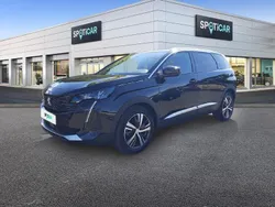 Schwarz Gebraucht 2023 Peugeot 5008 Allure Van / Kleinbus | 29.680 € (Fairer Preis)