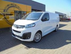 Weiß Gebraucht 2023 Opel Vivaro-e Combi Van | 42.980 €